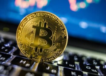 البتكوين يواجه ضغطًا بفعل ارتفاع أسعار الفائدة الأمريكية