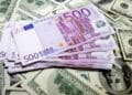 استمرار ارتفاع اليورو أمام الدولار على خلفية توقعات قاتمة