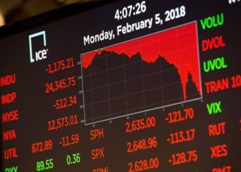 هبوط الأسهم الأمريكية بنسبة تفوق 1% ومؤشر S&P 500 يصل لأدنى مستوياته منذ يونيو
