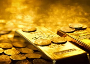 انخفاض طفيف في أسعار الذهب مع تقييم البيانات الاقتصادية