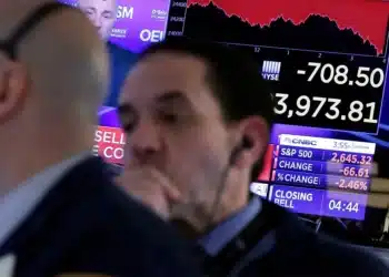 الأسهم الأمريكية ترتد صعودًا وداو جونز ينهي الجلسة بارتفاع يقارب 600 نقطة