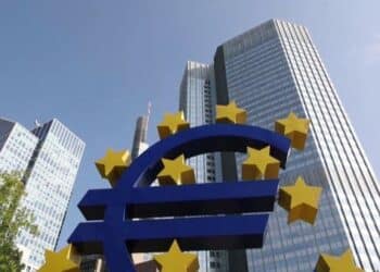 انخفاض معدل البطالة في منطقة اليورو إلى 6.5% خلال مارس