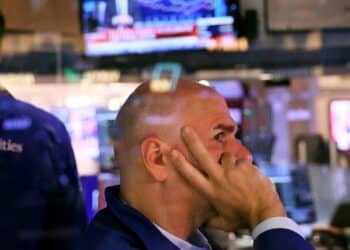 ماذا تقول “وول ستريت” عن قرار “الفيدرالي” برفع سعر الفائدة؟