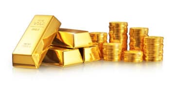 الذهب يتخلى عن القمة قبل خطاب جيروم باول