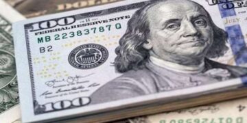 الدولار يصل لأعلى مستوى في شهرين قبل خطاب جيروم ‏باول
