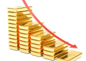 الذهب يهبط مع ارتفاع الدولار وعوائد سندات الخزانة