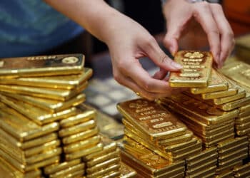 الذهب يقترب من أعلى مستوى خلال أربع أسابيع نتيجة تراجع العوائد ‏الأمريكية