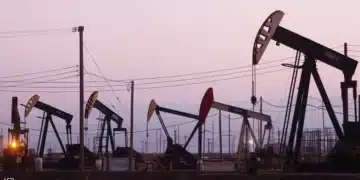 انخفاض أسعار النفط وسط مخاوف من تراجع الطلب بالصين