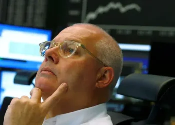 لليوم الثالث على التوالي… ارتفاع أسعار السندات يبقي الأسهم الأوروبية في تراجع
