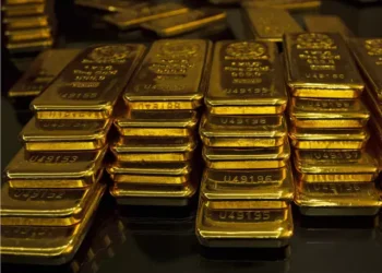 انخفاض سعر الذهب مع ارتفاع الدولار الأمريكي لأعلى مستوى في 3 أشهر