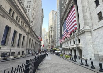 إلى أين سيستمر الذهب في الهبوط؟ | تحليل XAU/USD يوم 19/05/2026