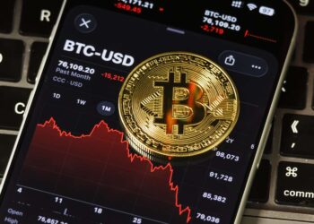 عوامل رئيسية ترسم مستقبل بيتكوين وتوقعات بقاع محتمل خلال 2026