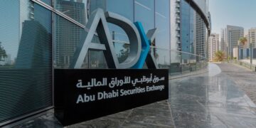 جمعت توصيات أبوظبي المالية… أي الأسهم يملك الفرصة الأقوى؟